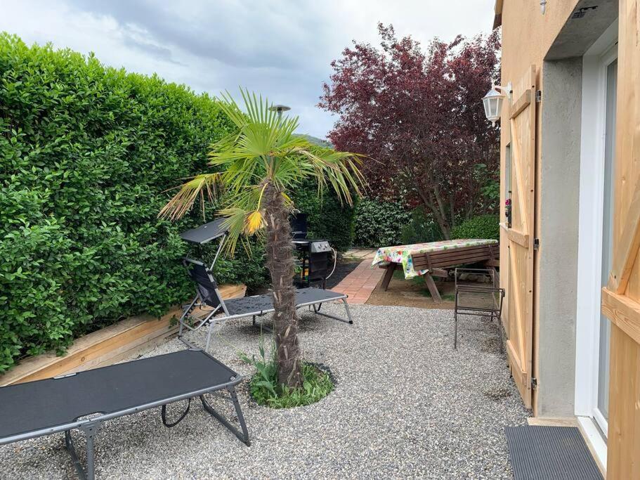 Appartement Avec Jardin Prive Greoux Les Bains Au Bord Du Verdon Eksteriør bilde